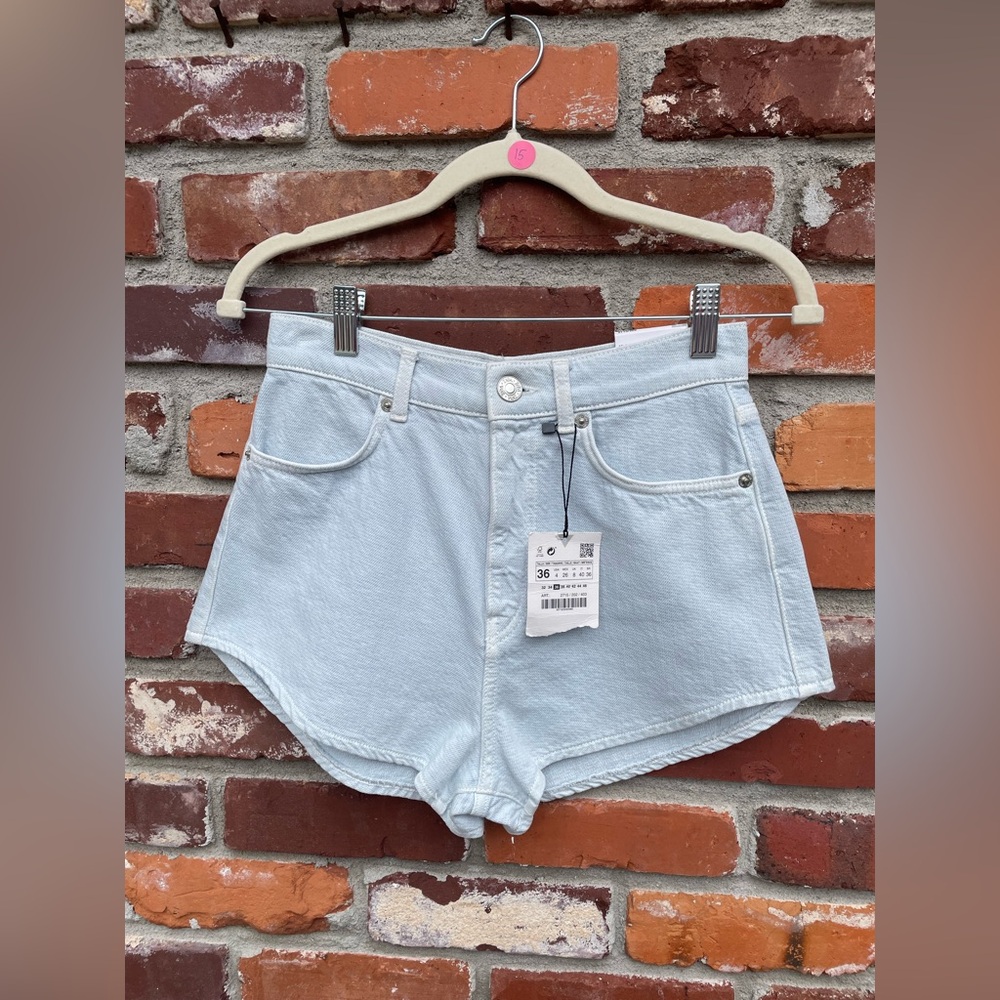 NWT Zara High Rise Short